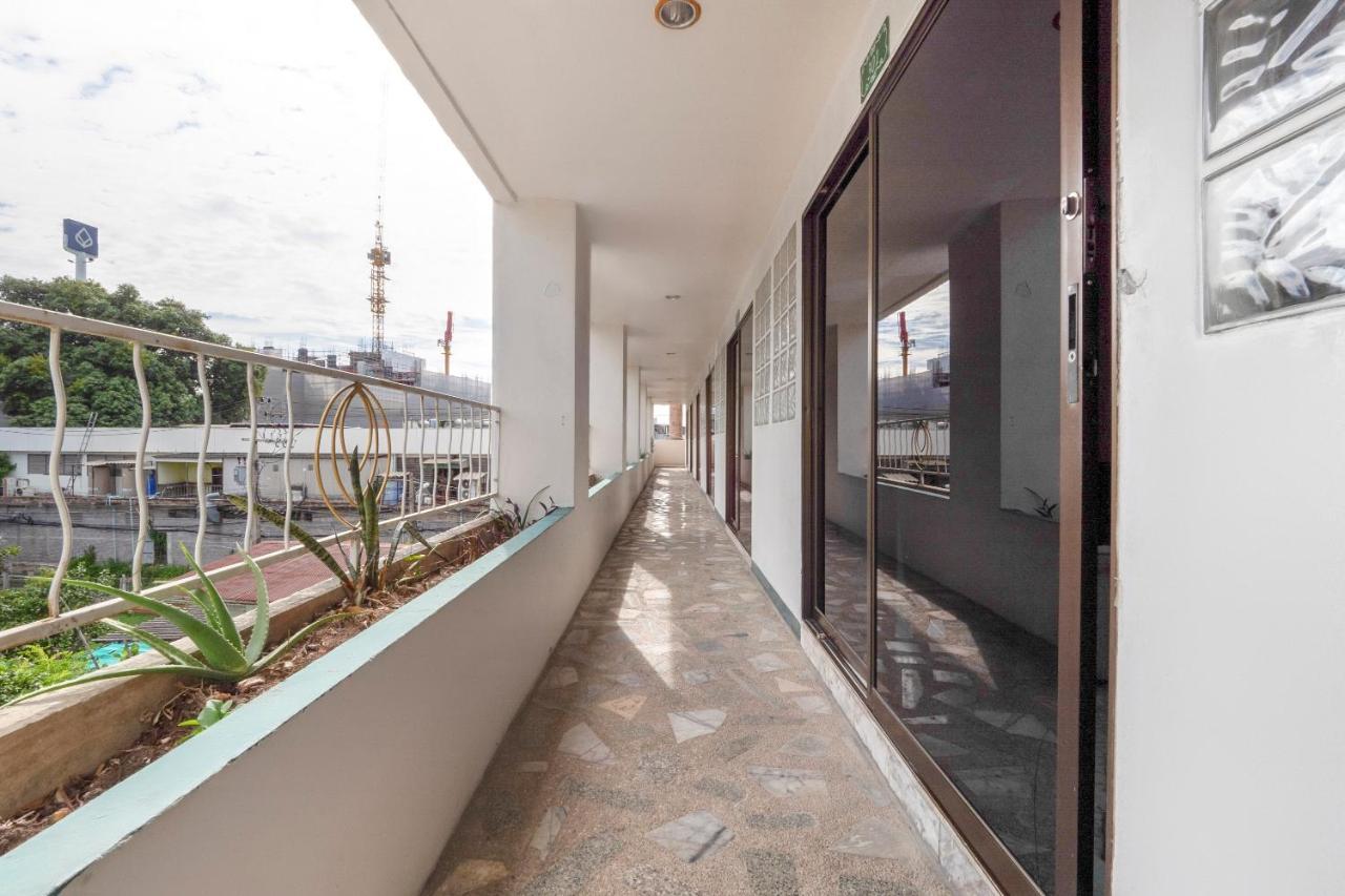 Oyo 75316 Capital Residence Патая Екстериор снимка